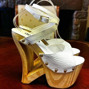 Rare Kwui Calcados Leather Wood cutout Wedges BR 38 NWOB